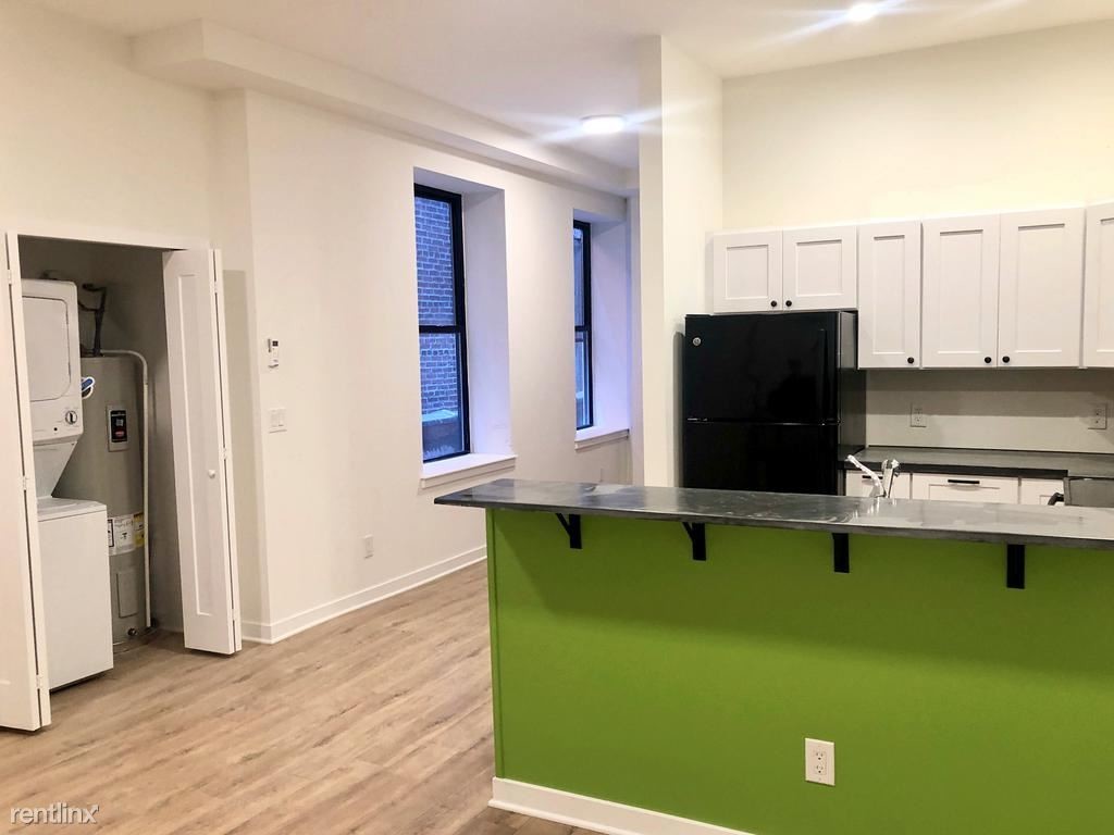Foto principal - 804 N Broad St