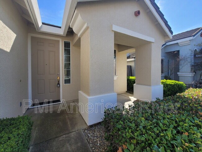 Building Photo - 8170 Redford Way