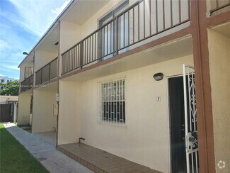 Building Photo - 311 SW 110th Ave