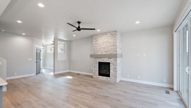 Foto del edificio - Knobcone