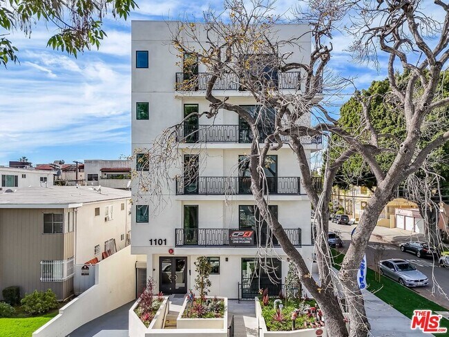 Foto del edificio - 1101 S Bedford St