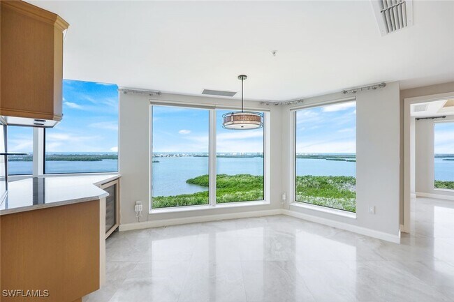Foto del edificio - 4801 Bonita Bay Blvd