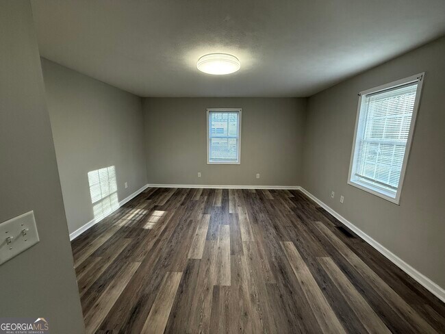 Foto del edificio - 5 Arnco 1st St