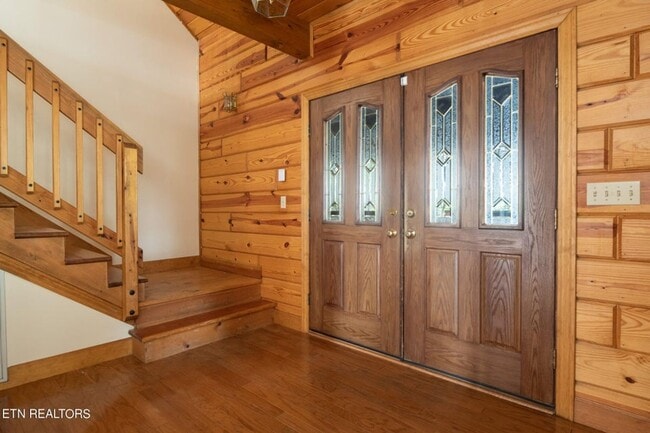 Building Photo - Knoxville 37923 - 3 bedroom, 2.5 bath home...
