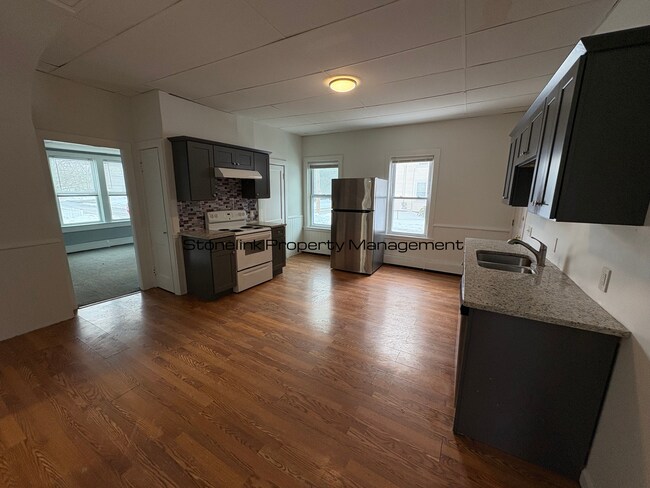 Photo - 83 Arnold St Apartment