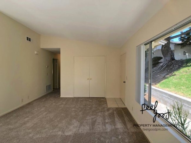 Building Photo - 2 bedroom in Oceanside CA 92056