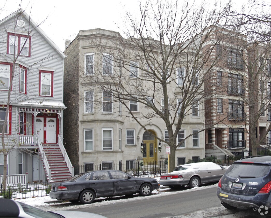 Foto del edificio - 867 W Roscoe St