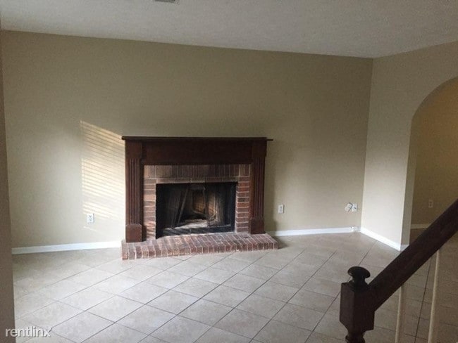 Building Photo - 3 br, 2.5 bath House - 11325 Bramshill Drive