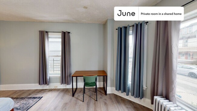 Foto del edificio - Room in Shared 7 bed/2 bath home in Allston
