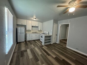 Building Photo - 1900 N 4th St