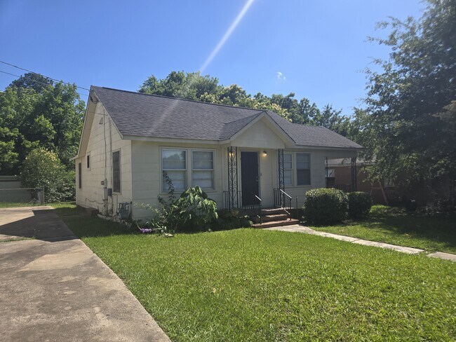 Foto del edificio - 774 Villa Crest Ave