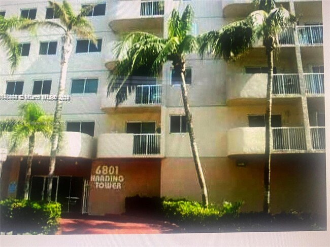 Foto del edificio - 6801 Harding Ave