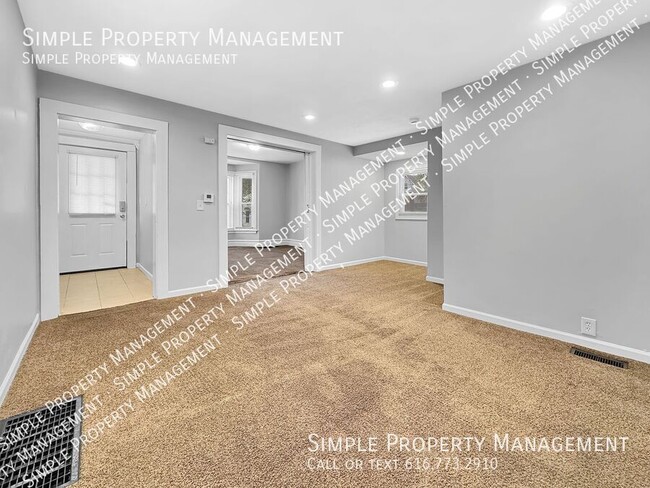 Building Photo - 1039 3rd St NW