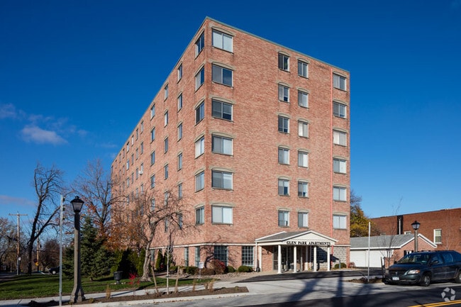 Glen Park Apartments - Glen Park