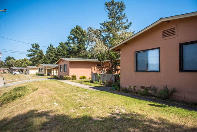 Building Photo - 4291 Normandy Rd