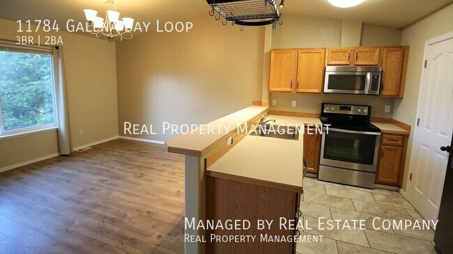 Building Photo - Three Bed Eagle River Townhome Close to JBER