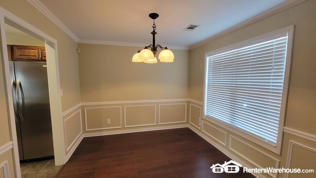 Foto del edificio - 1165 Amhearst Oaks Dr