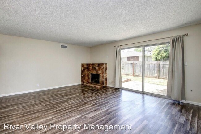 Building Photo - 4 br, 2 bath House - 5907 Woodleigh Drive