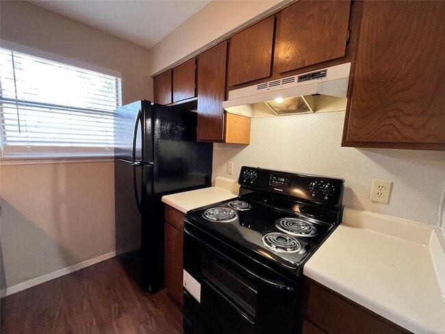 Photo - 2526 W Prairie St Apartment