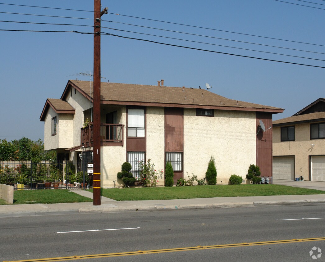 Building Photo - 7861 Hazard Ave