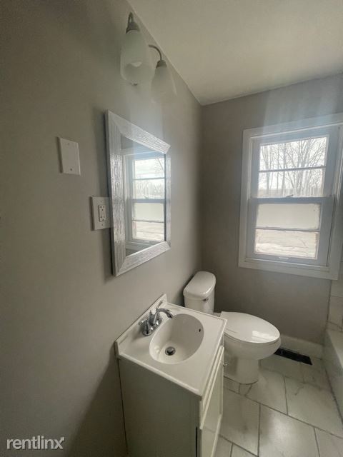 Building Photo - 3 br, 1 bath House - 5319 w 2nd ave
