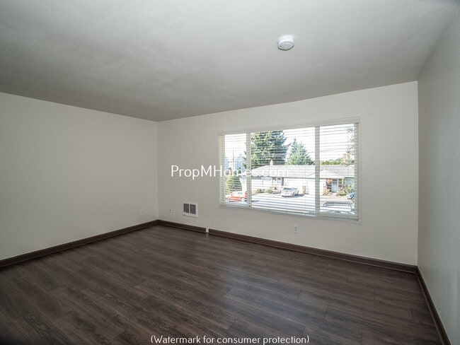 Foto del edificio - 5008 SE Woodward St