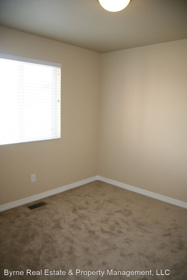 Building Photo - 3 br, 2.5 bath House - 1637 Gold Hill Mesa Dr