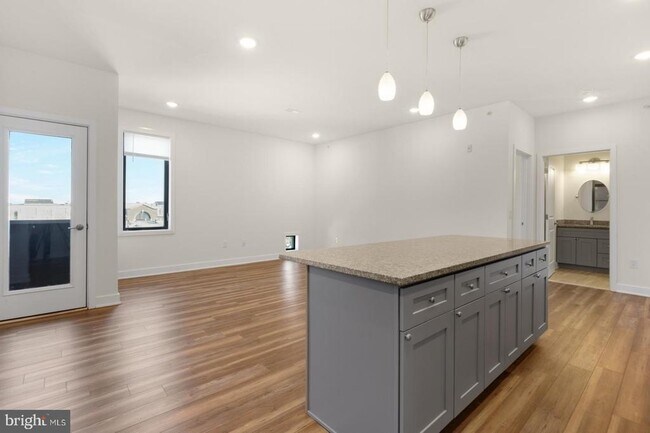 Foto del edificio - 2411 Kensington Ave