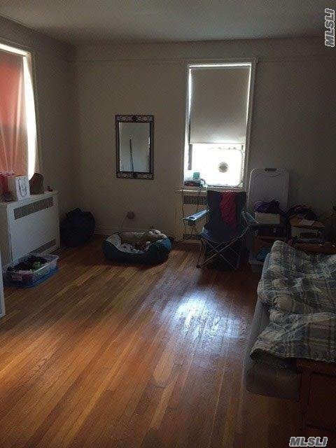 Foto del edificio - 155-1-155-90 90th Ave
