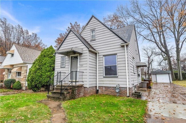 Building Photo - 1721 Tuxedo Ave