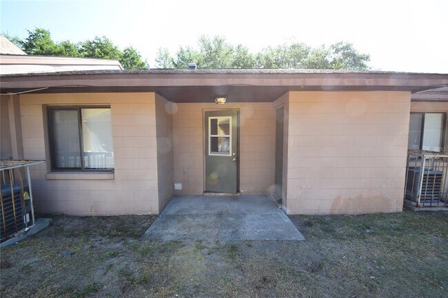 Foto del edificio - 2237 Bordeau Ct