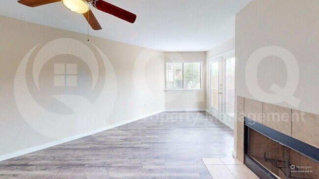 Building Photo - 9837 Walnut St