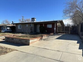 Building Photo - 38882 Ocotillo Dr