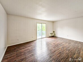 Building Photo - 20 Delar Pkwy