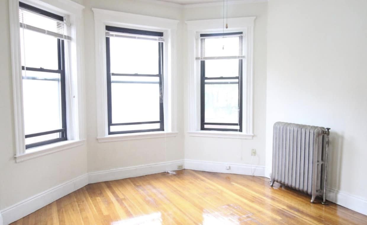 Primary Photo - 17-19 Washington St