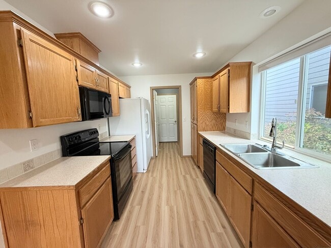 Building Photo - Wake Up to This View Everyday - Available Now