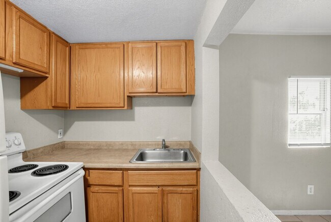 Foto del edificio - 1524 W Monroe St