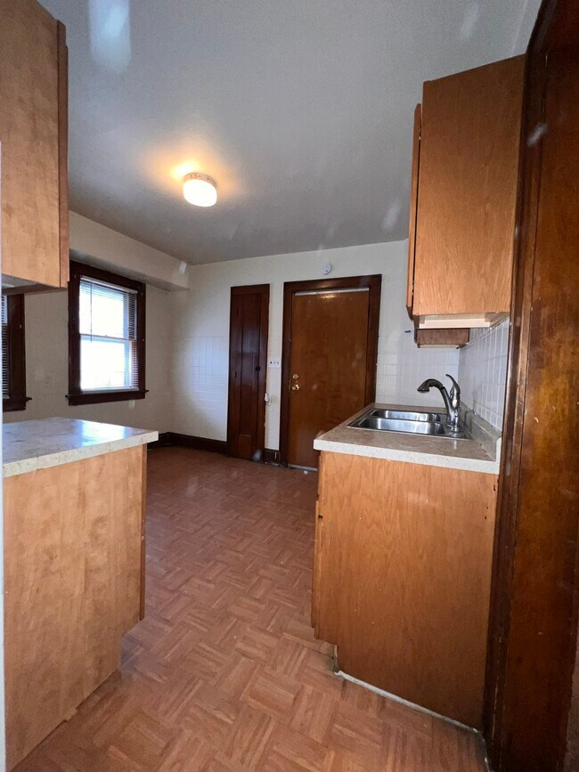 Foto del edificio - 4355-57 N 28th St