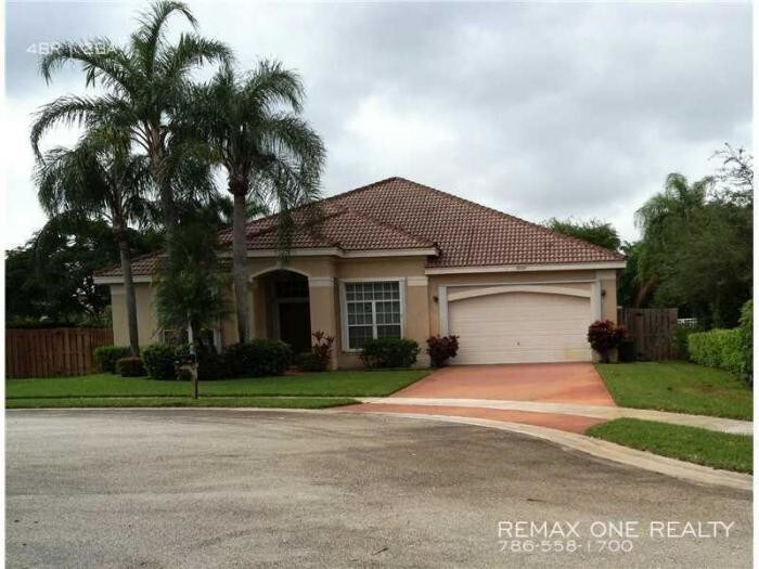Primary Photo - 4 bedroom in Boynton Beach FL 33472
