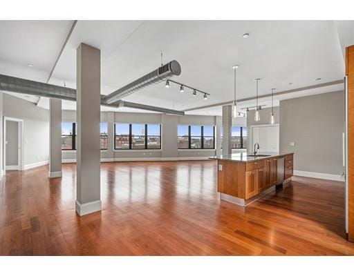 Building Photo - 126 N Washington St