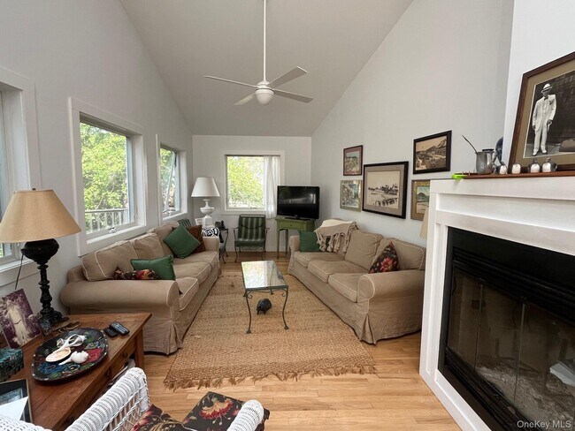 Building Photo - 55 Ocean Rd