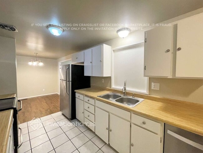 Building Photo - 2650 SW 332nd Ct