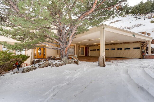 Building Photo - 3645 Cholla Ct