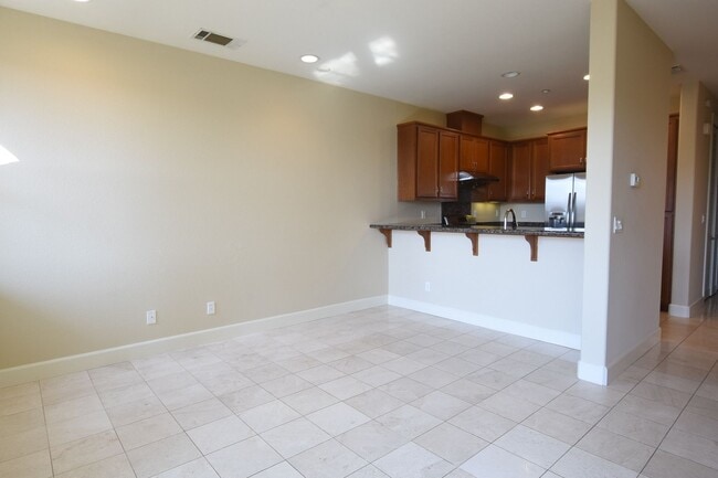 Building Photo - Beautiful & Contemporary 4 Bedroom 3 Bath Tri-level Townhome with Cupertino Schools