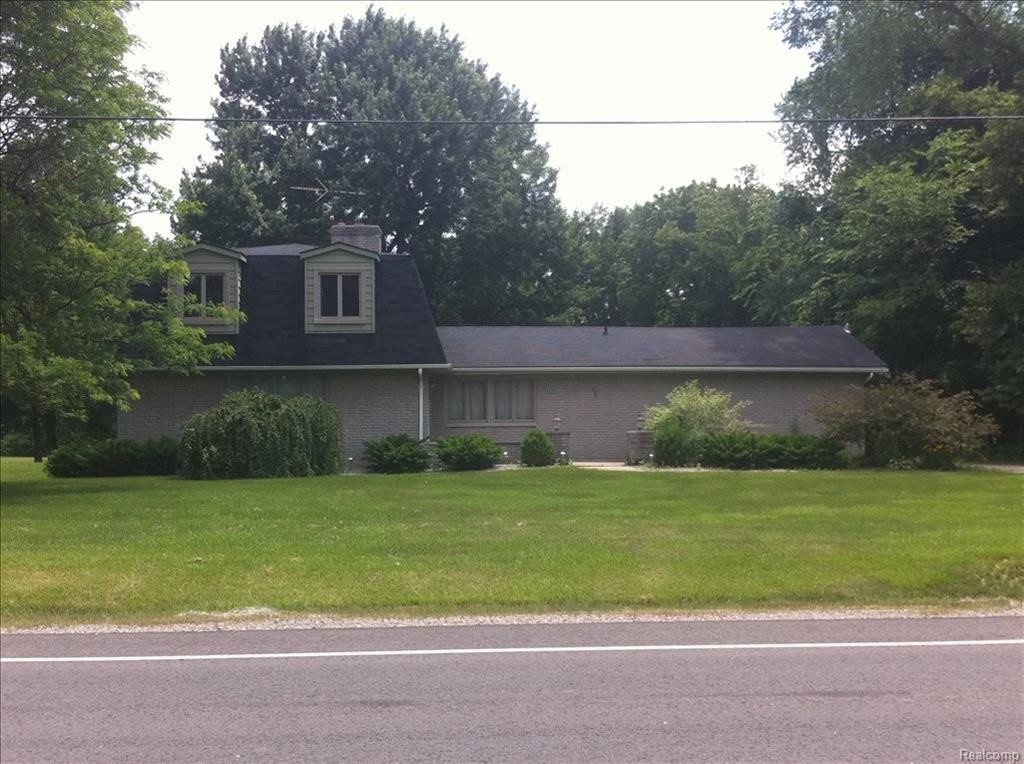 Primary Photo - 38945 Glenwood Rd