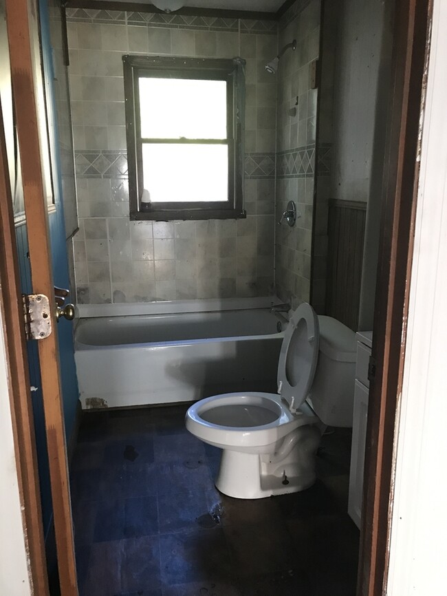 Foto del edificio - Clinton Home for Rent