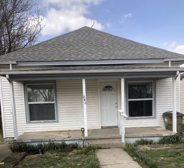 Primary Photo - 454 W 4th St