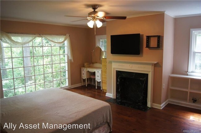 Foto del edificio - 3 br, 2.5 bath House - 3924 Maryland Ave