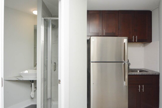 Foto del edificio - 725 St Johns Ave