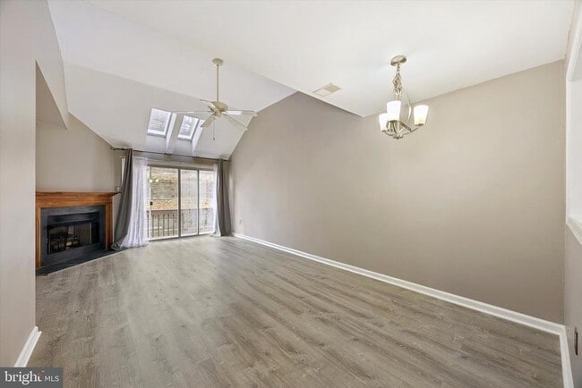 Building Photo - 253 Miley Rd